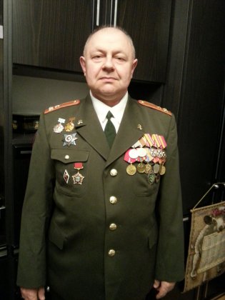 Малахов Юрий Петрович – полковник медицинской службы